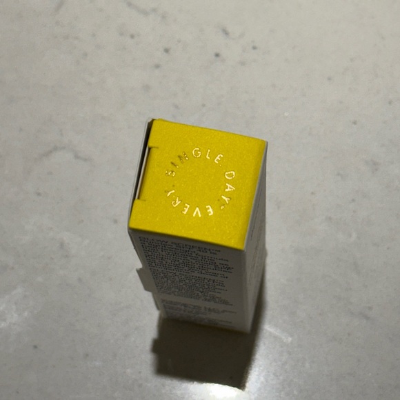 Supergoop! Glow Screen Sunrise SPF 40- New in Box - Picture 2 of 3